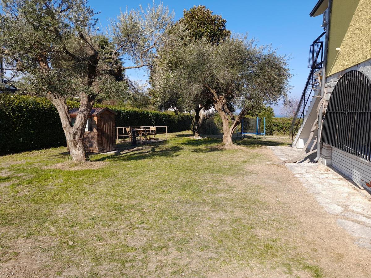 Villa La Magnolia - Private Beach Access, Garden, Views Лацизе Экстерьер фото