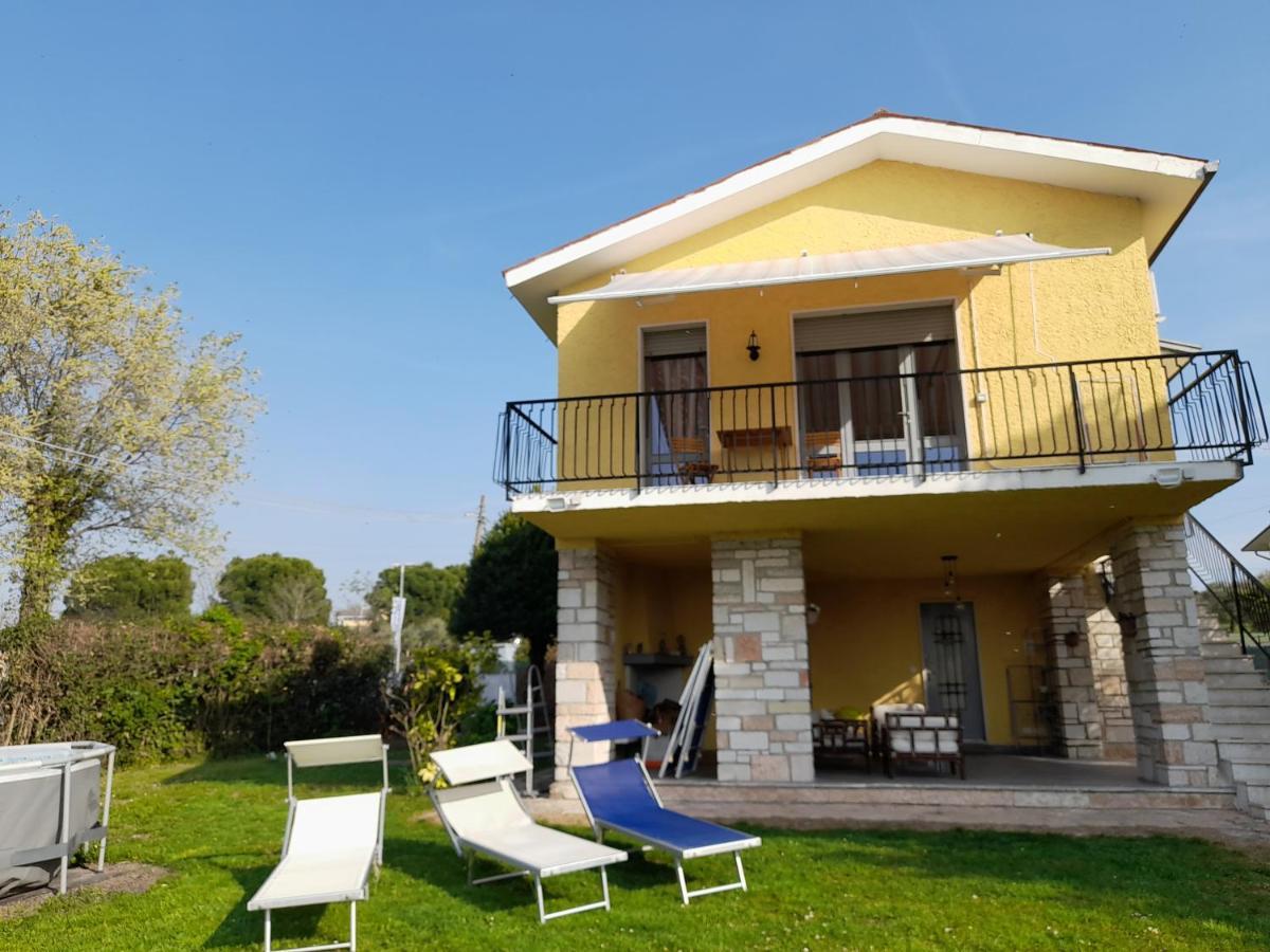 Villa La Magnolia - Private Beach Access, Garden, Views Лацизе Экстерьер фото