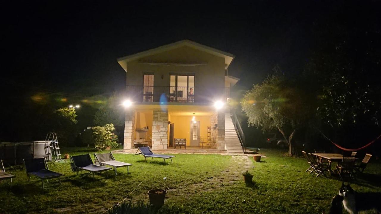 Villa La Magnolia - Private Beach Access, Garden, Views Лацизе Экстерьер фото
