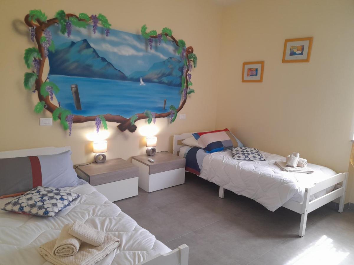 Villa La Magnolia - Private Beach Access, Garden, Views Лацизе Экстерьер фото