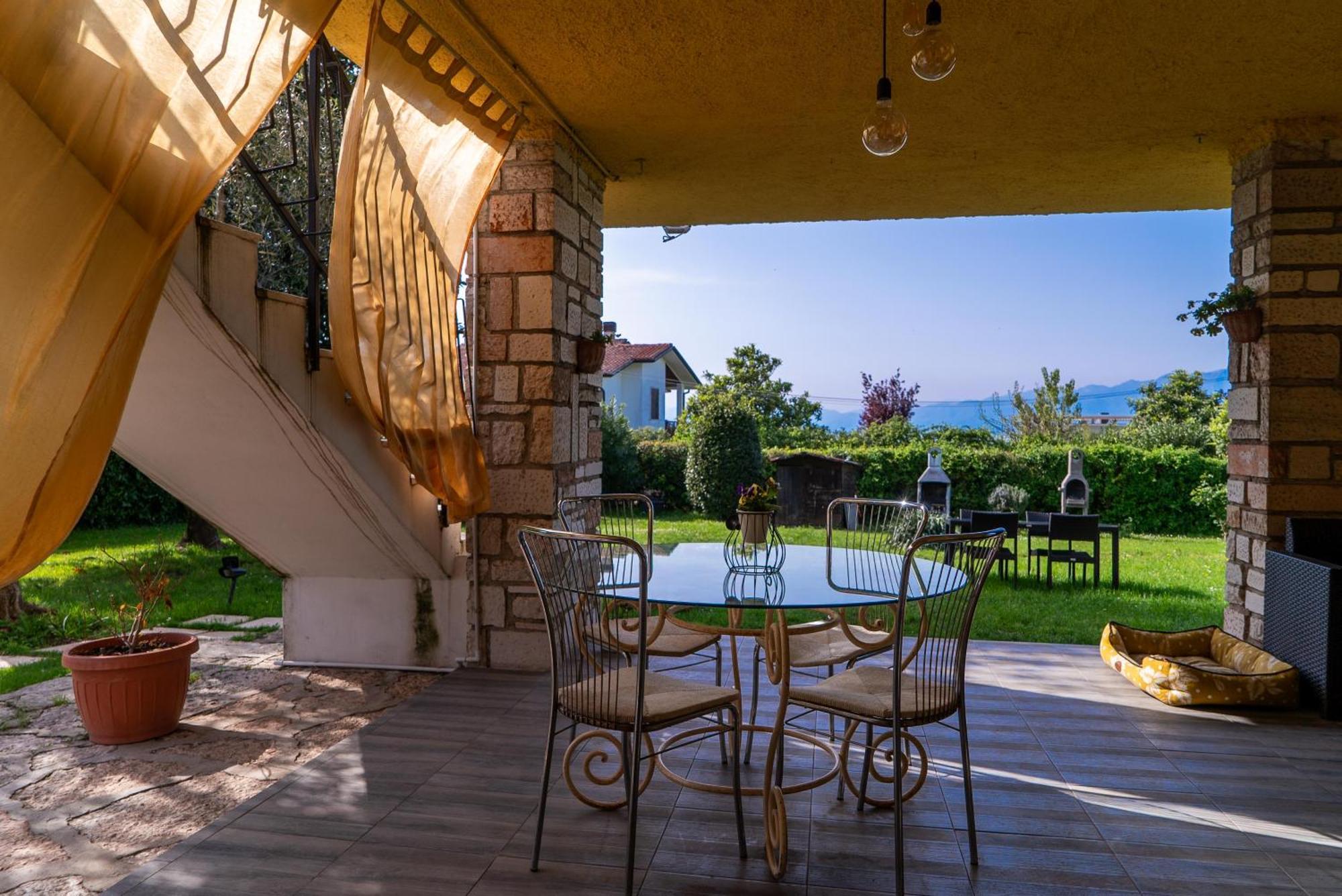 Villa La Magnolia - Private Beach Access, Garden, Views Лацизе Экстерьер фото